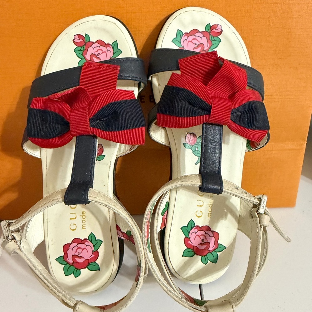 Gucci Navy and Red Bow Sandals